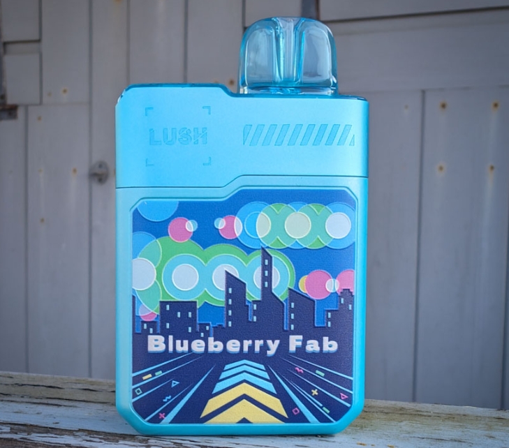 Fedezd fel a Vape Új Dimenzióját: Geek Bar Digiflavor Lush 20000 - Az Áfonyás Fab Varázsa!